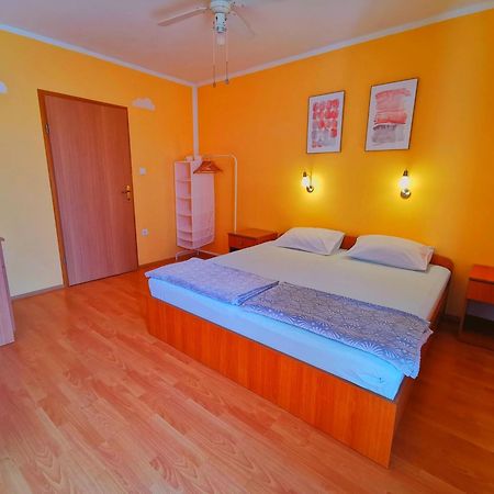 Beach Apartment Roza Biograd Oneroom - Premium Location Биоград на Мору Екстериор снимка