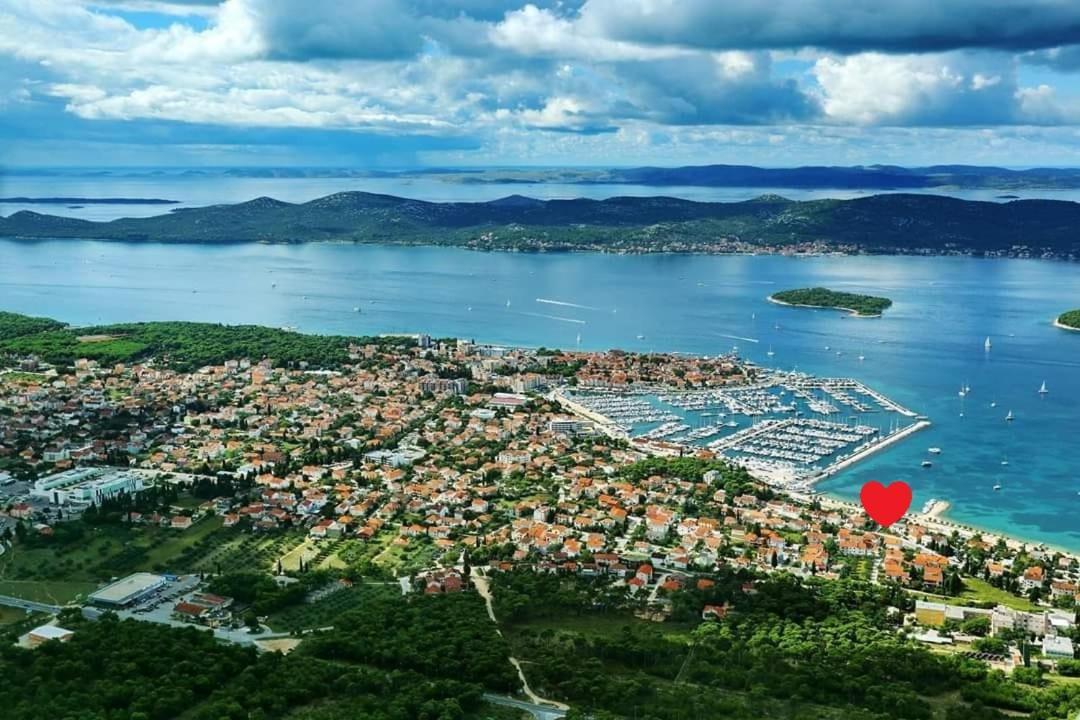 Beach Apartment Roza Biograd Oneroom - Premium Location Биоград на Мору Екстериор снимка